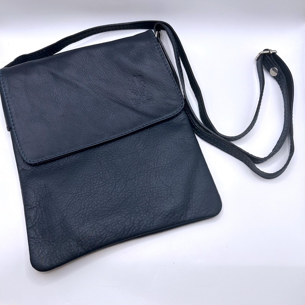 Vera Pelle Made in Italy Navy Blue Leather Crossbody Purse Flap Adjustable Strap